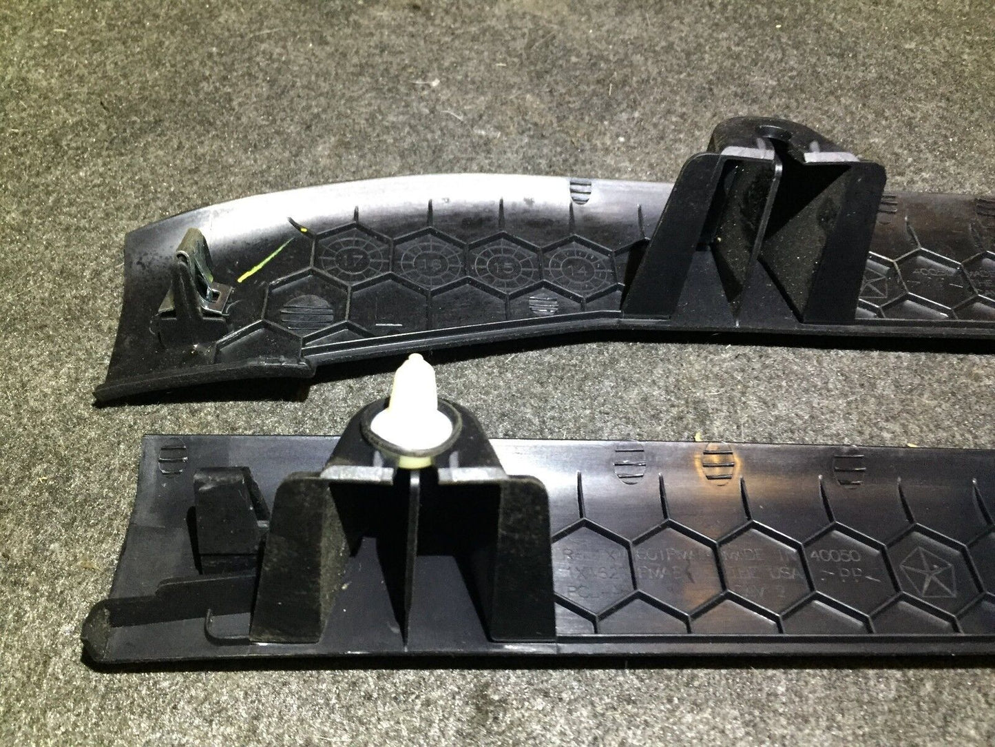 15 16 17 Chrysler 200 Interior Trim Molding Left & Right Pair OEM