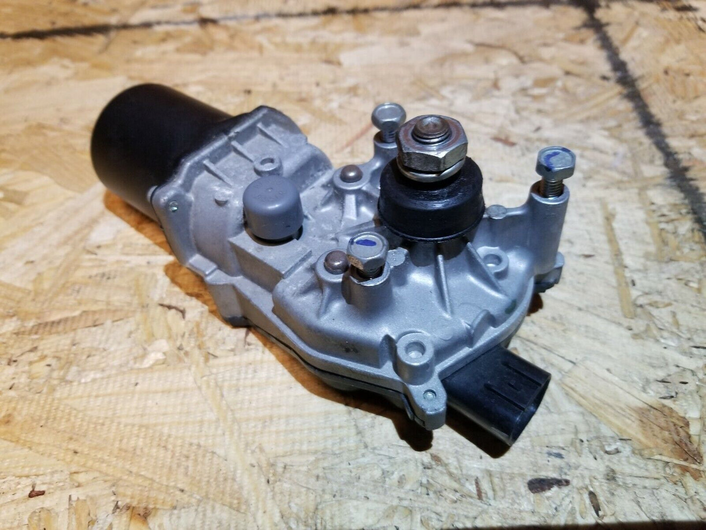 13 14 15 Honda Civic Windshield Wiper Motor OEM 51k
