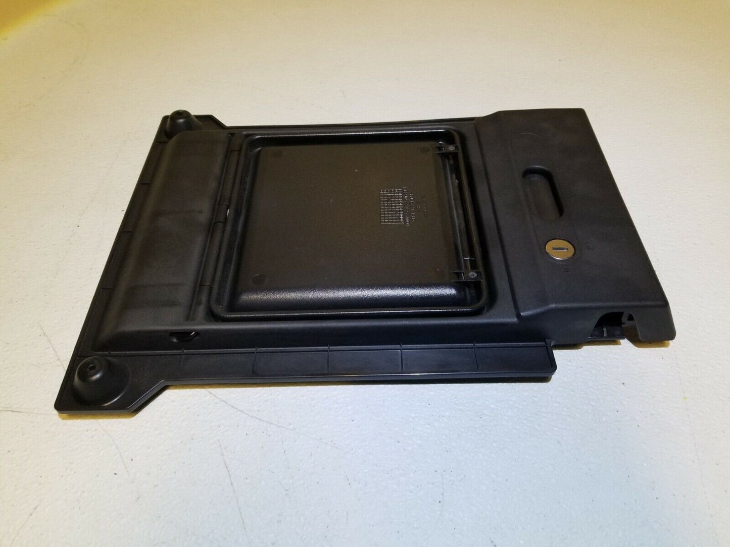 06 07 08 Acura Rl Rear Seat Armrest Lid Frame Trunk Door OEM