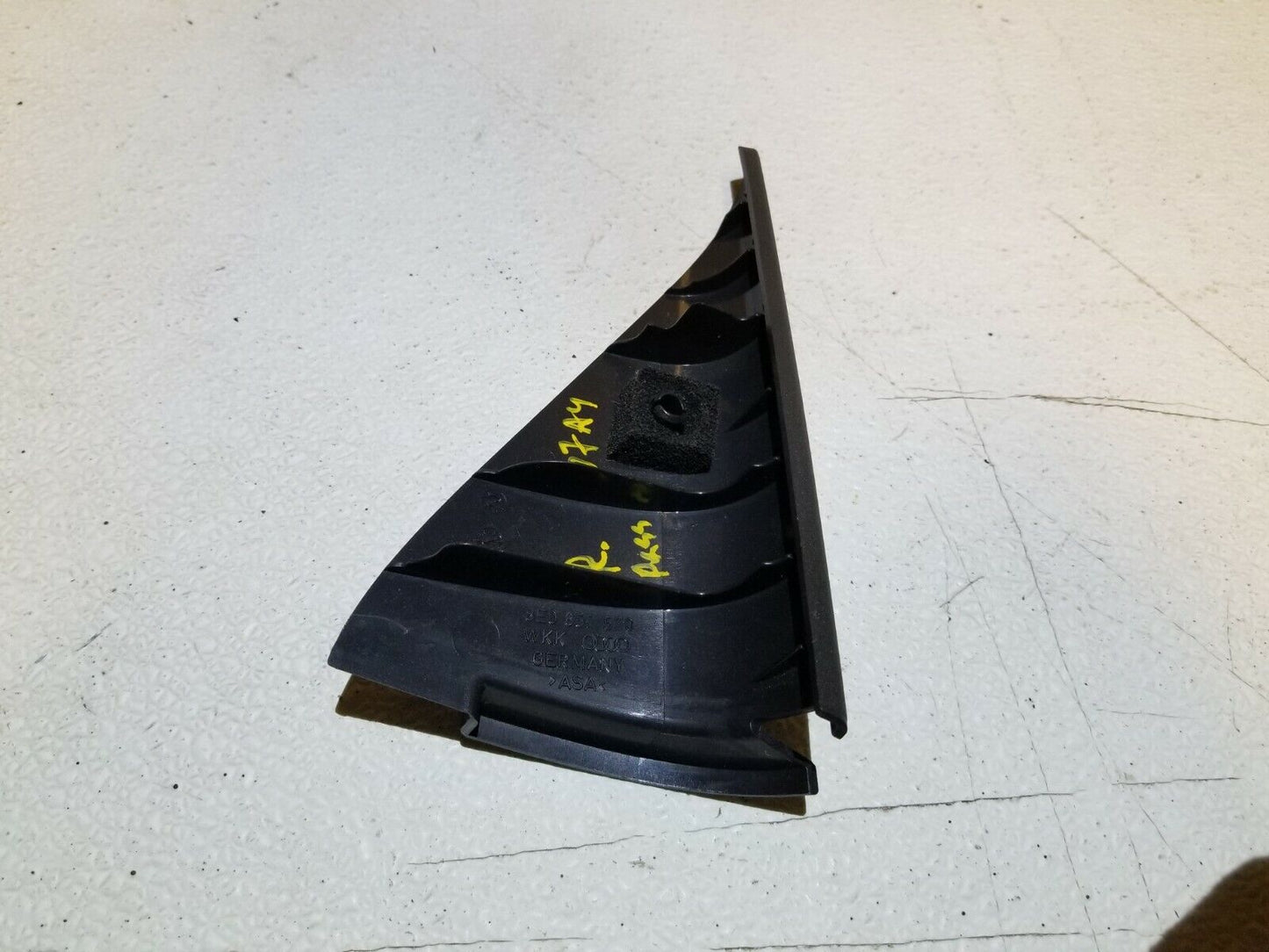 06 07 08 Audi A4 Rear Right Pass Door Corner Trim 8e0857570 OEM 85k Miles
