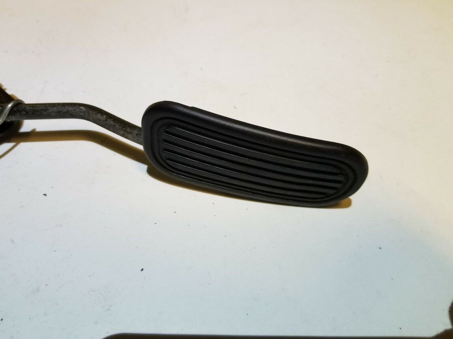 04 05 06 Scion Xa Accelerator Gas Pedal OEM
