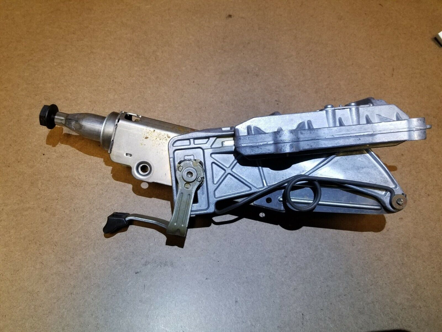 10 11 12 13 14 Ford Mustang Convertible Steering Column 6r33-3c528-ab OEM