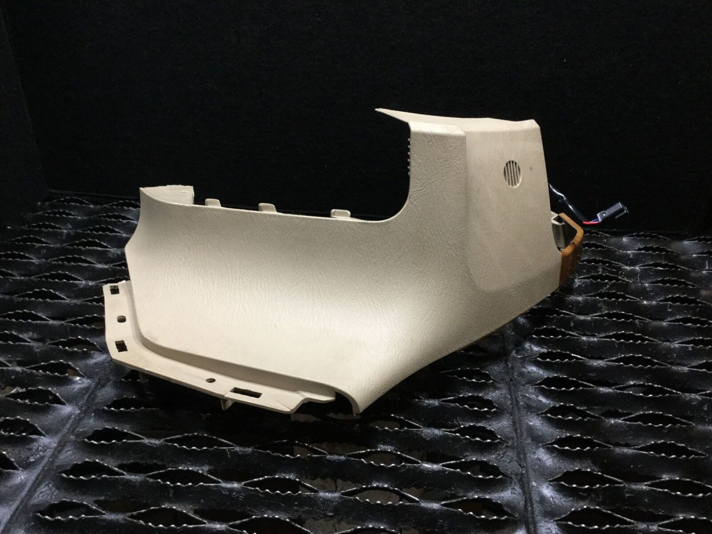 07 08 09 Suzuki Grand Vitara Xl-7 Xl7 Dash Instrument Cluster Trim Bezel OEM