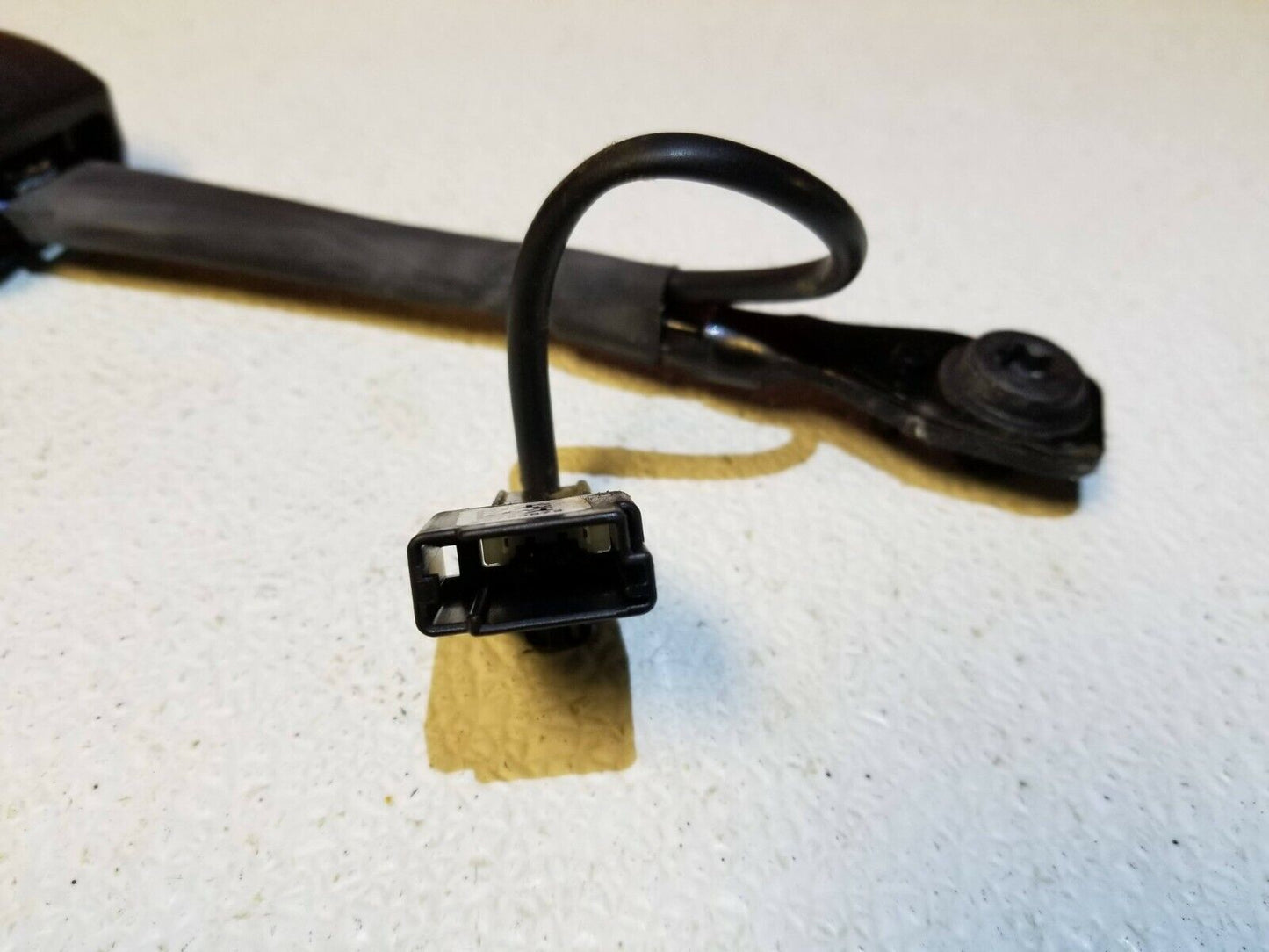 14 15 16 Buick Lacrosse Front Right Passenger Seat Belt Buckle OEM 60k