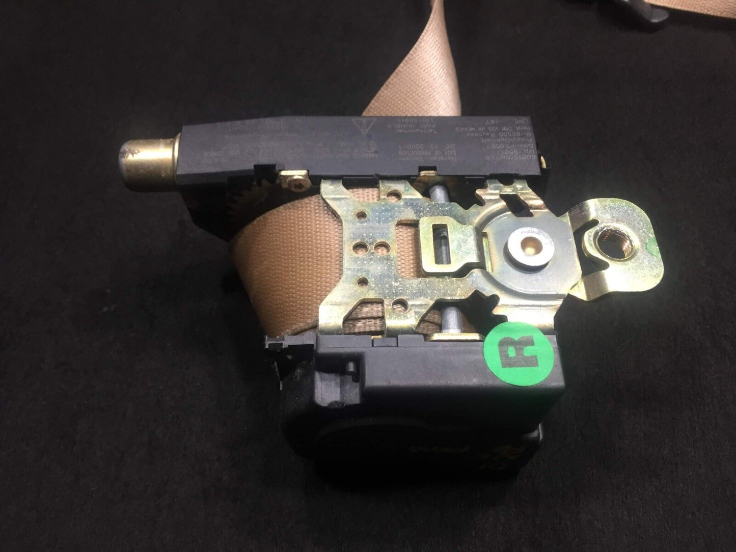 98 99 00 01 Mercedes W163 Ml320 Front Righ Pass Side Seat Belt Retractor OEM D34
