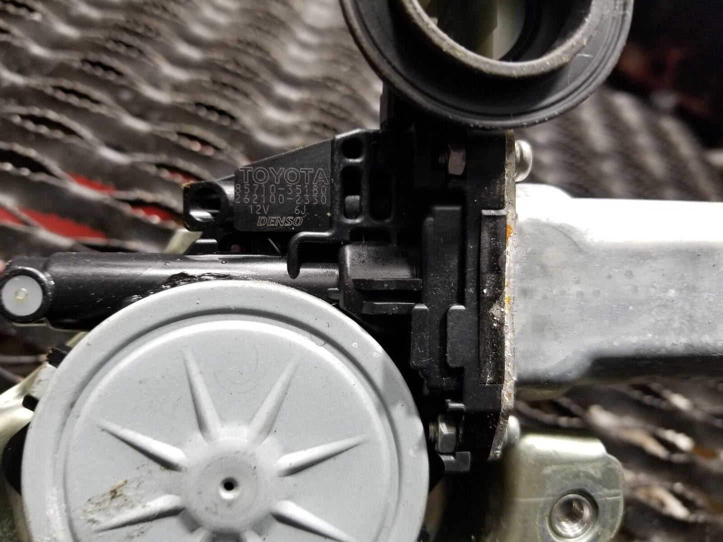 04 05 06 07 08 09 Prius Front Right Passenger Window Regulator W/motor Oem.