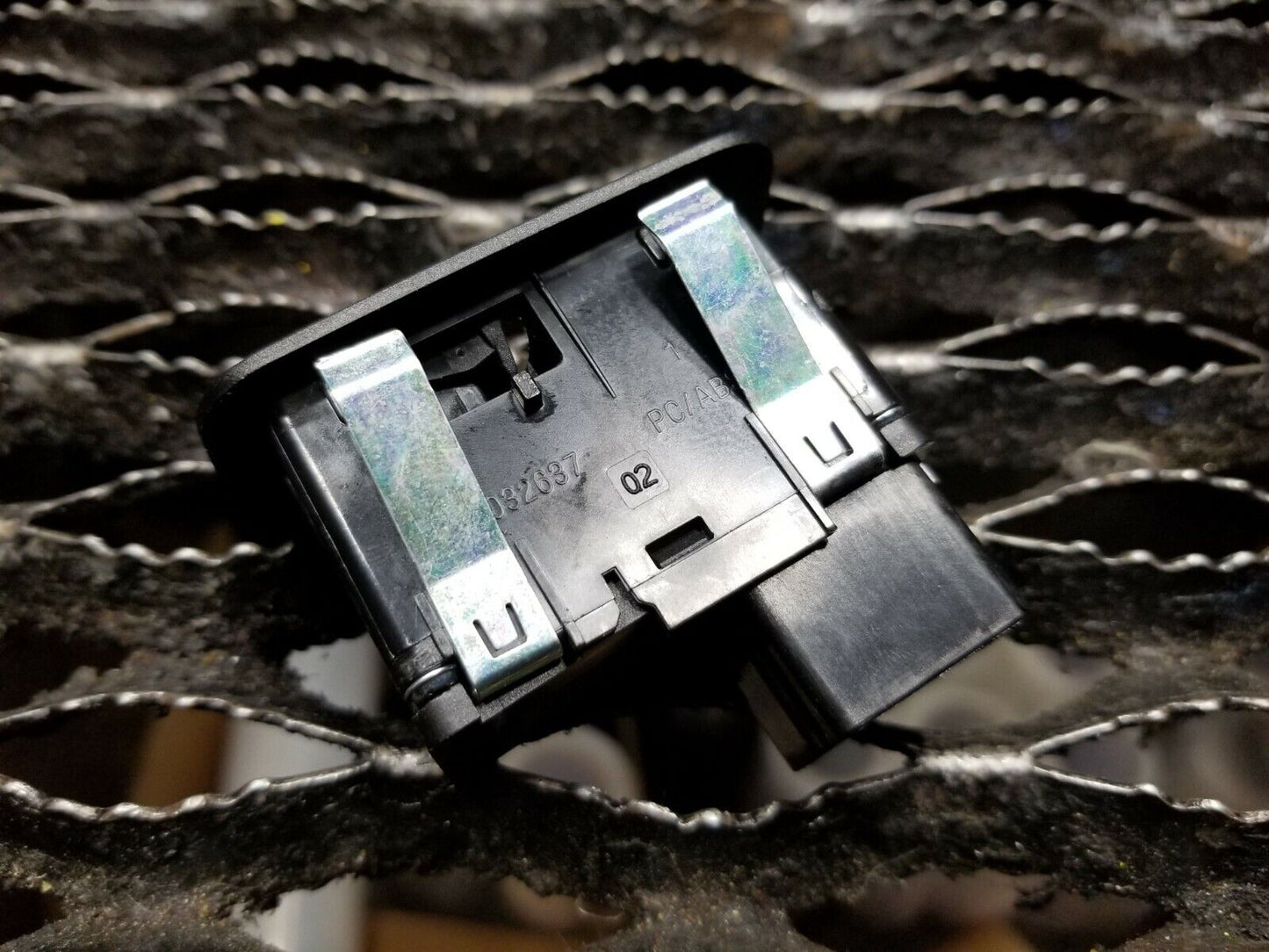 14 15 16 17 Jeep Cherokee Sport Rear Window Control Switch 56046555ac OEM