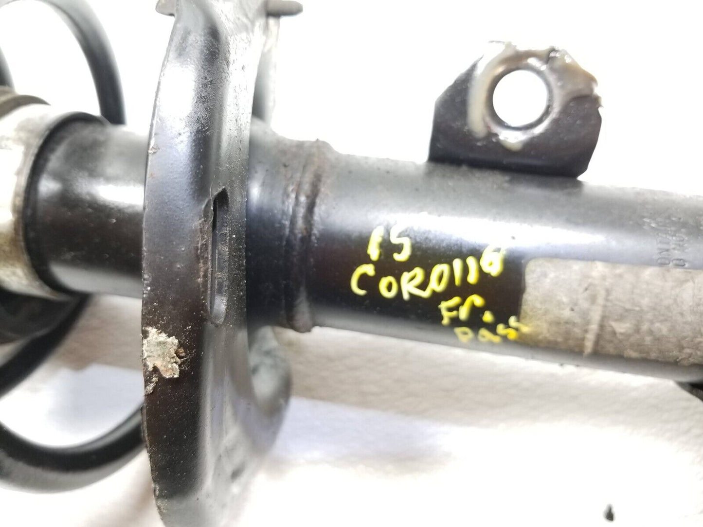 14 15 16 Toyota Corolla Front Right Pass Shock Strut Absorber Pair OEM