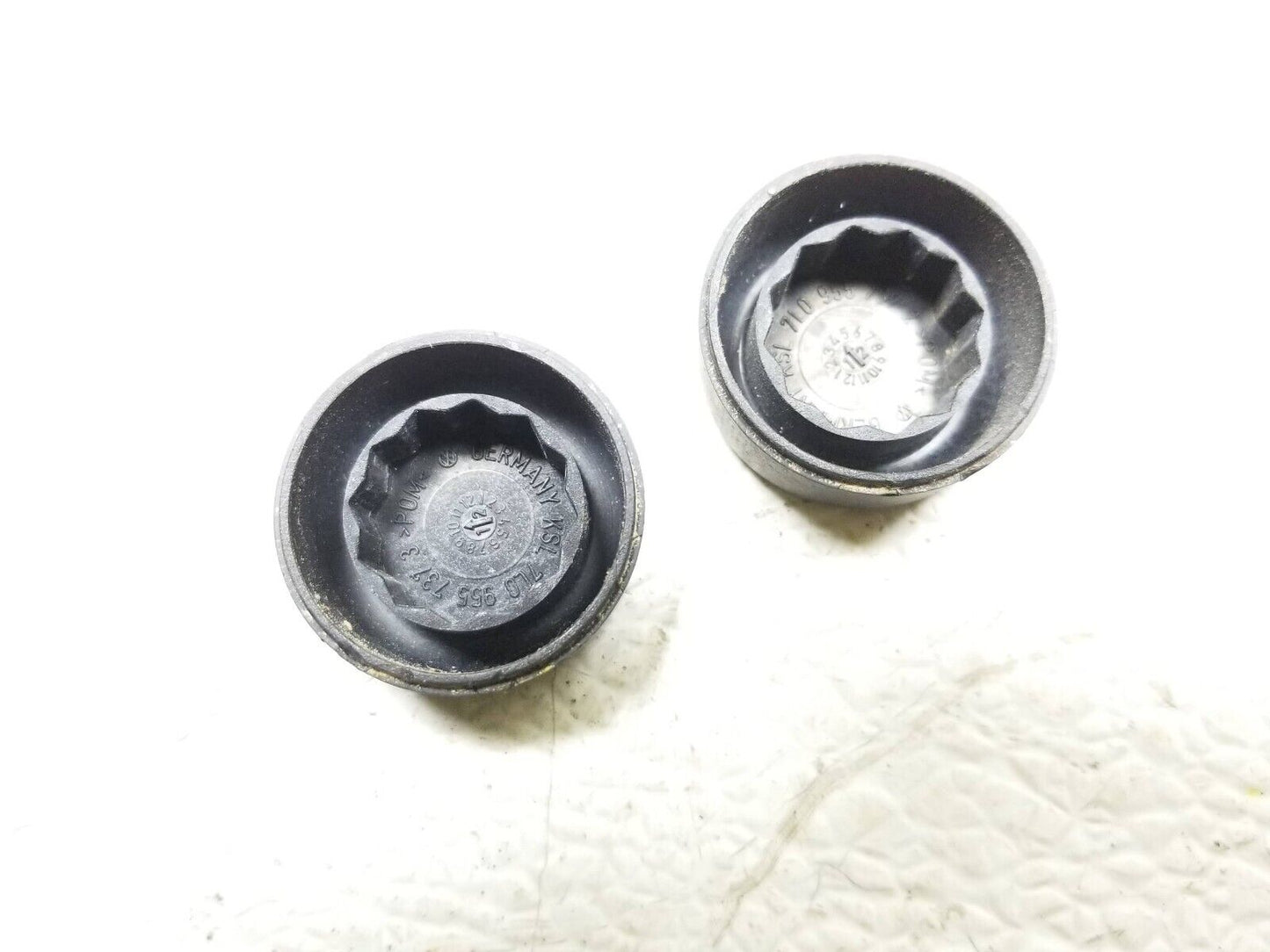 11 12 13 14 Porsche Cayenne Windshield Wiper Arm Bolt Cap Pair OEM
