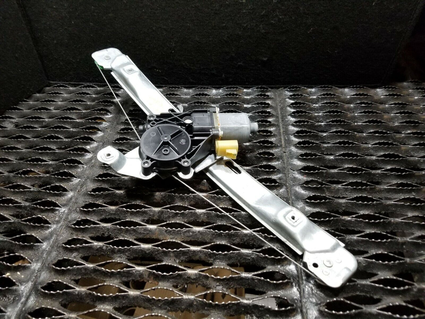 08 09 10 11 12 Chevy Malibu Rear Right Door Window Regulator W/ Motor OEM 65k