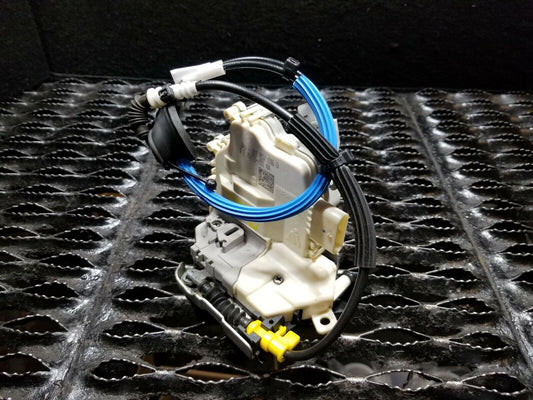 2013 2014 2015 2016 Audi A4 B8 Front Right Passenger Door Lock Actuator OEM