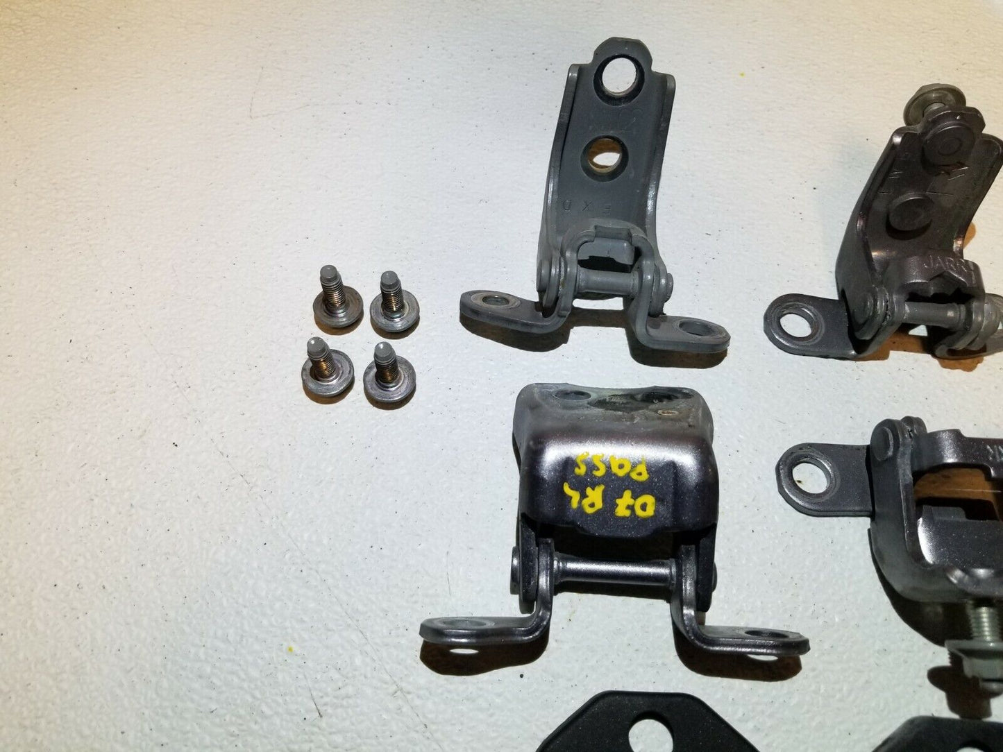 06 07 08 Acura Rl Door Hinge Right Passenger Side OEM