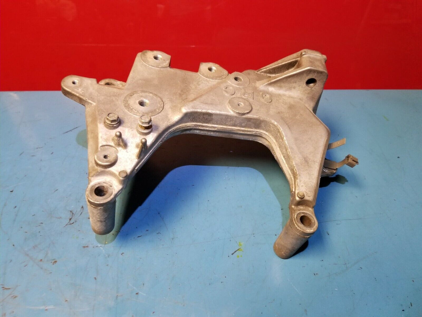 09 10 11 12 13 14 15 Nissan Rogue Engine Mount Bracket OEM