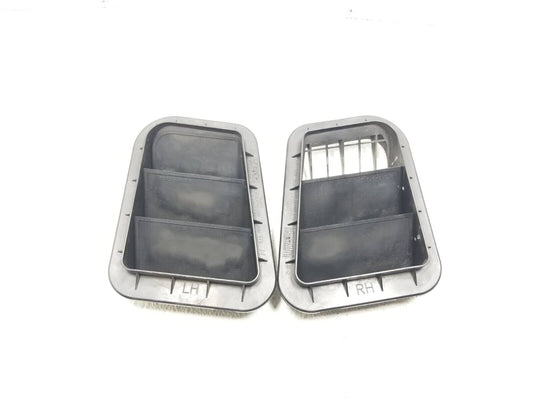 12 13 14 15 Kia Rio Quarter Panel Pressure Vent Pair OEM