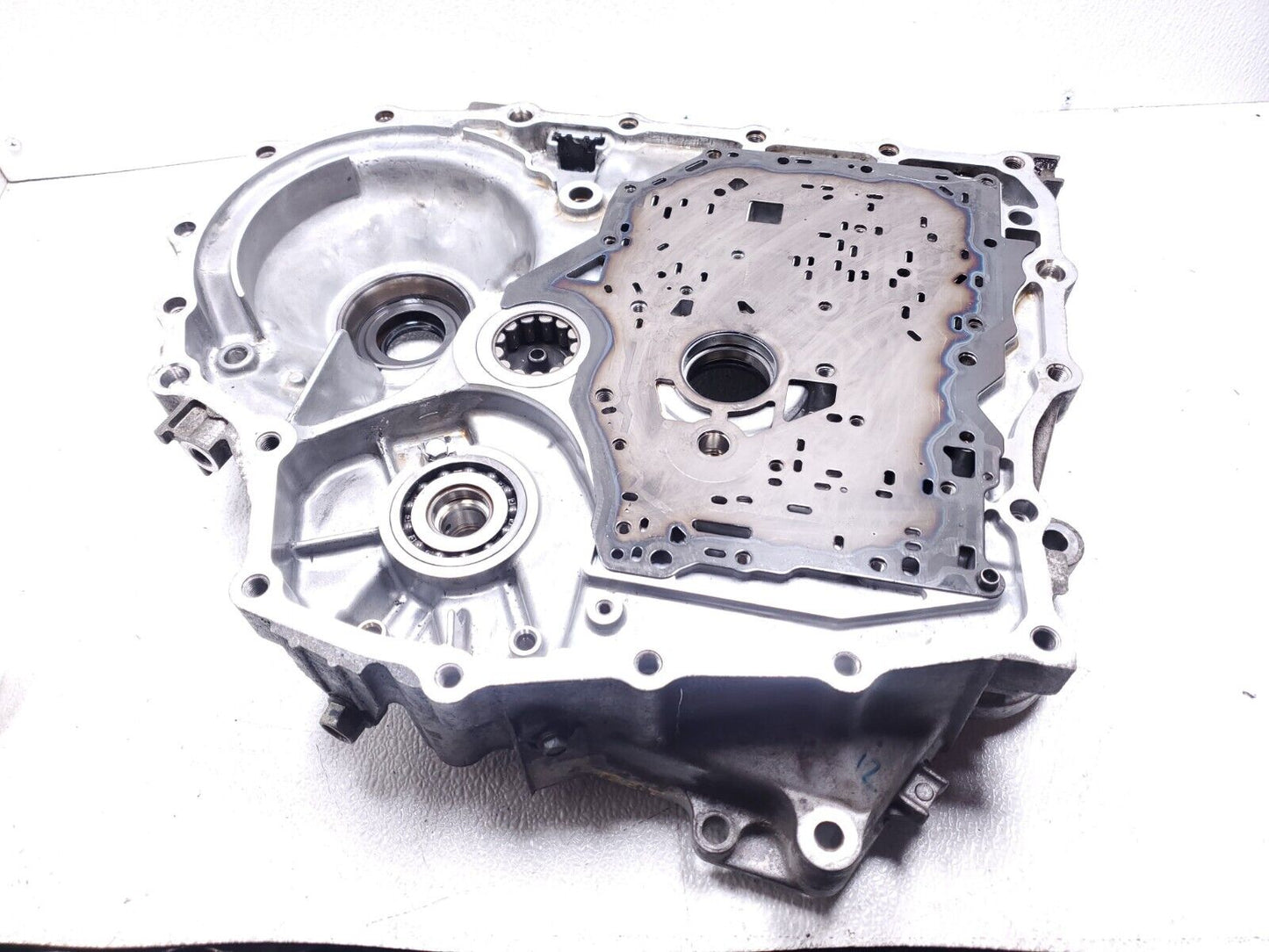 09 10 11 12 13 14 Honda Fit 1.5l Auto Trans Bell Housing OEM