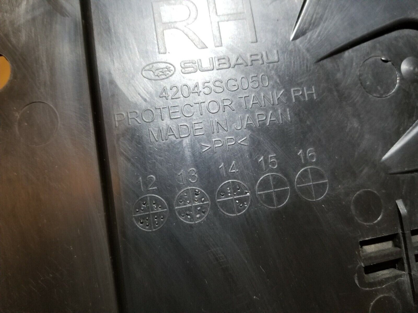 14 15 16 Subaru Forester Feul Tank Guard Splash Cover Right Pass Side OEM