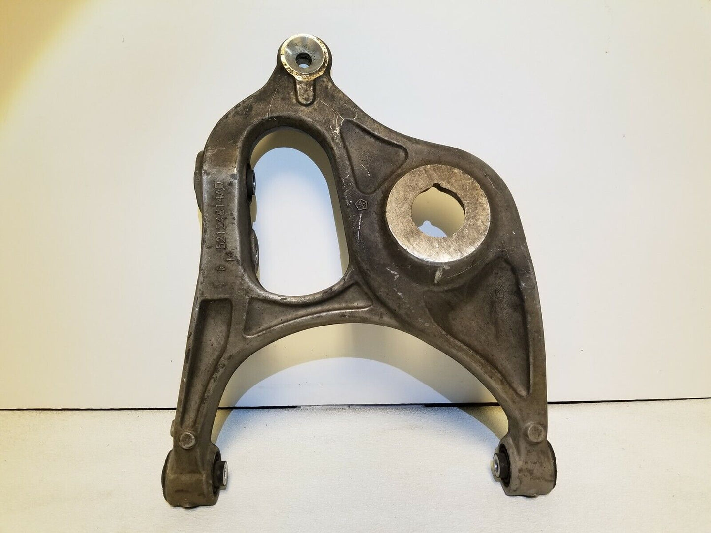11 12 13 Jeep Grand Cherokee 3.6l Rear Right Pass Side Lower Control Arm OEM