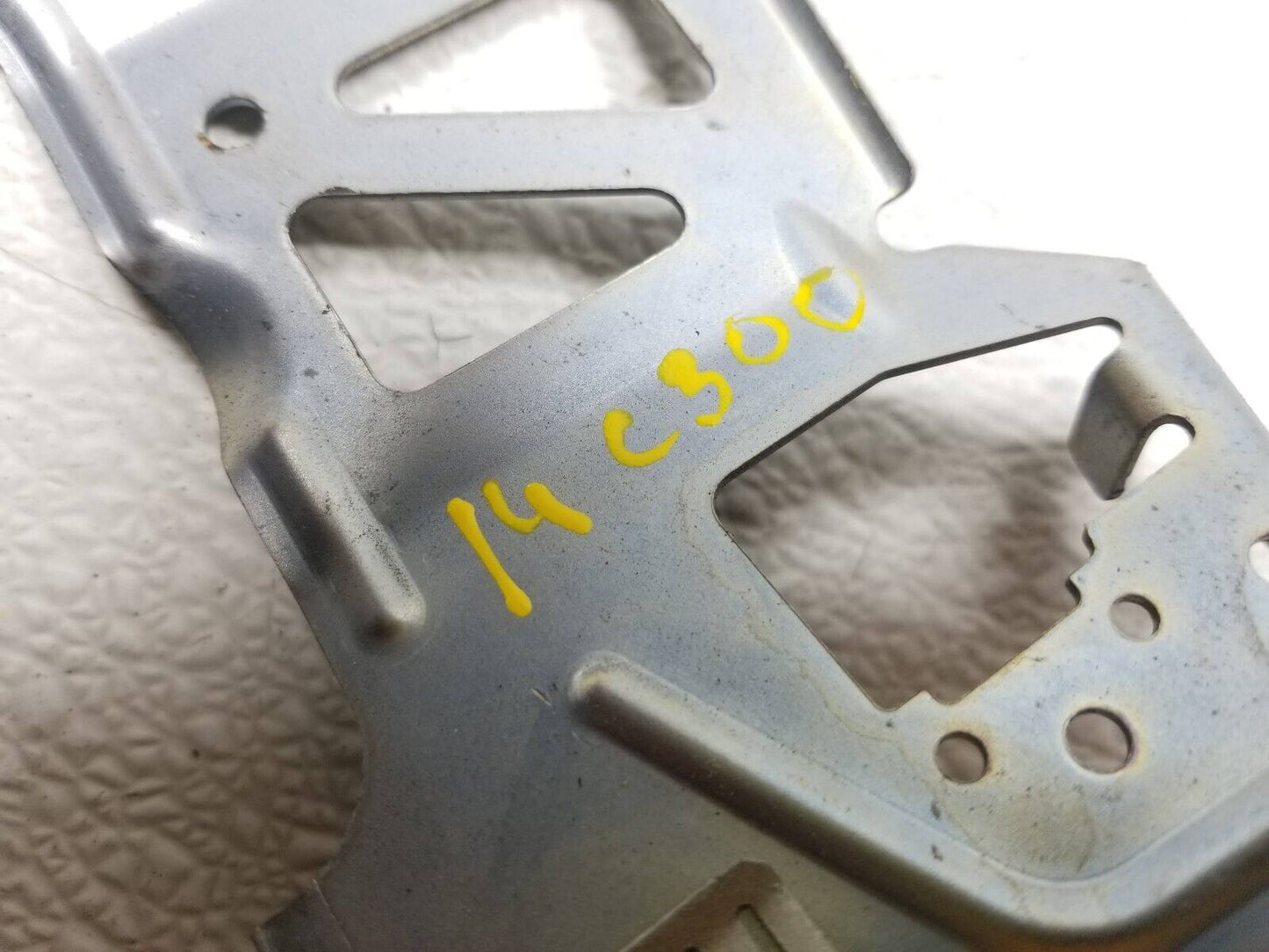 12 13 14 Mercedes-benz C300 Exhaust System Hanger Support Mount Bracket OEM