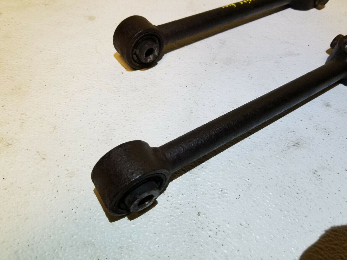 07 08 09 10 Chrysler Sebring Rear Control Arm 2pcs OEM 63k