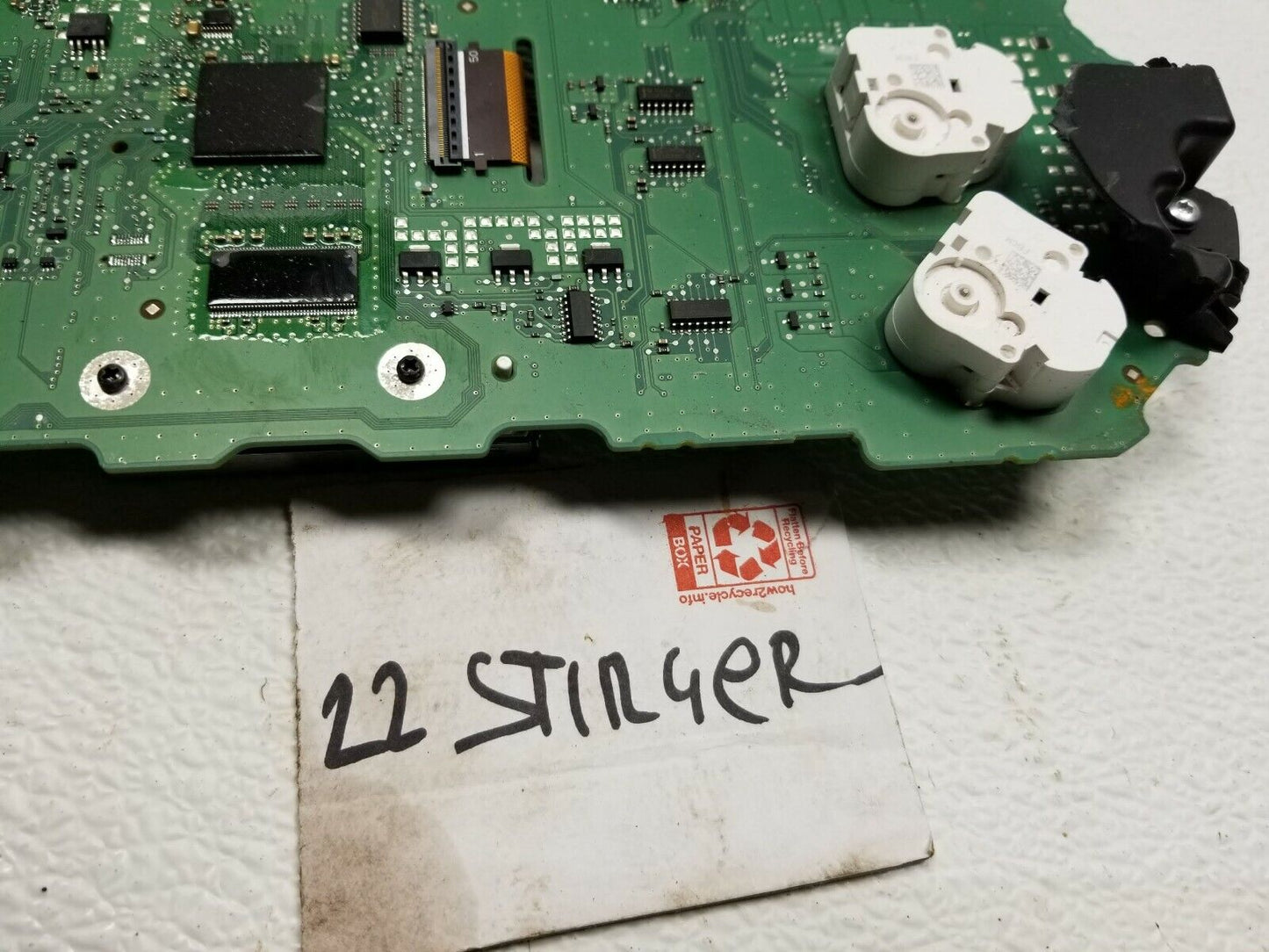 20 21 22 Kia Stinger Speedometer Display Screen OEM 312 Miles