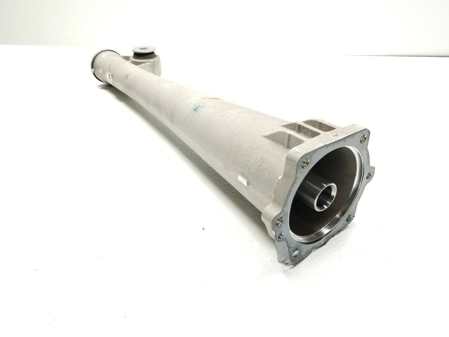 19 20 Chevrolet Blazer Differential Tail 190300905 OEM 11k Miles