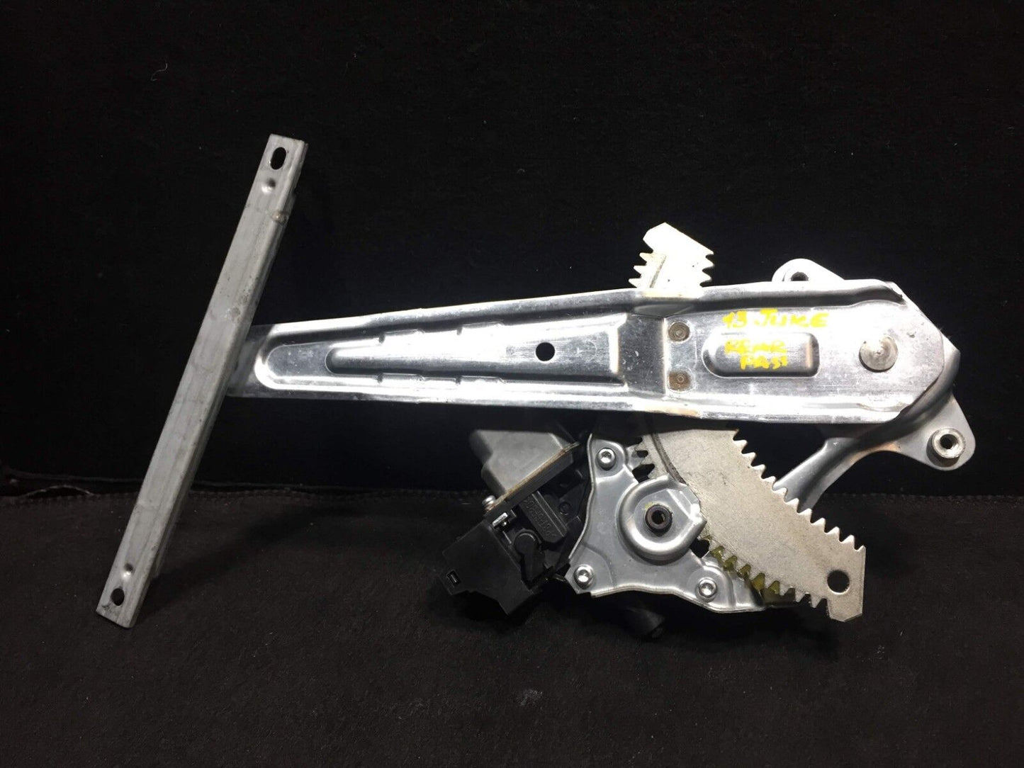 11 12 13 14 Nissan Juke Rear Right Window Regulator W/ Motor OEM D30.r Passenger