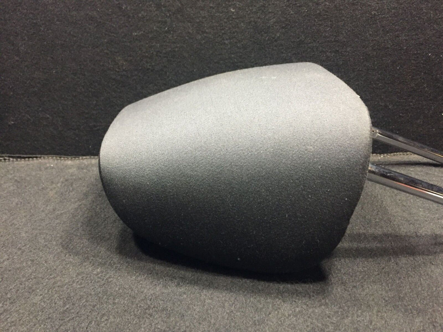 11 12 13 14 15 16 17 VW Jetta Front Right Passenger Seat Headrest OEM 62k