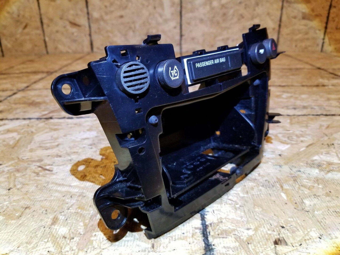 05 06 07 08 09 Cadillac SRX Dash Center Dash Lower Ashtray OEM