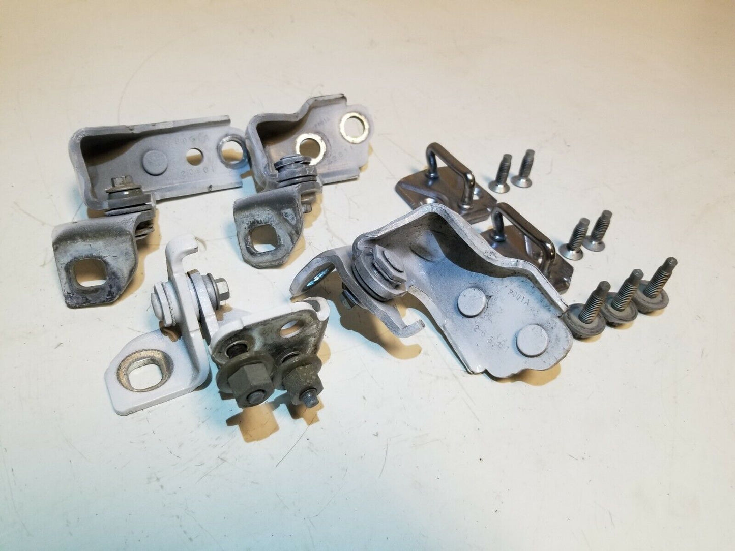 13 14 15 16 Ford Escape Left Driver Side Door Hinge OEM 83k