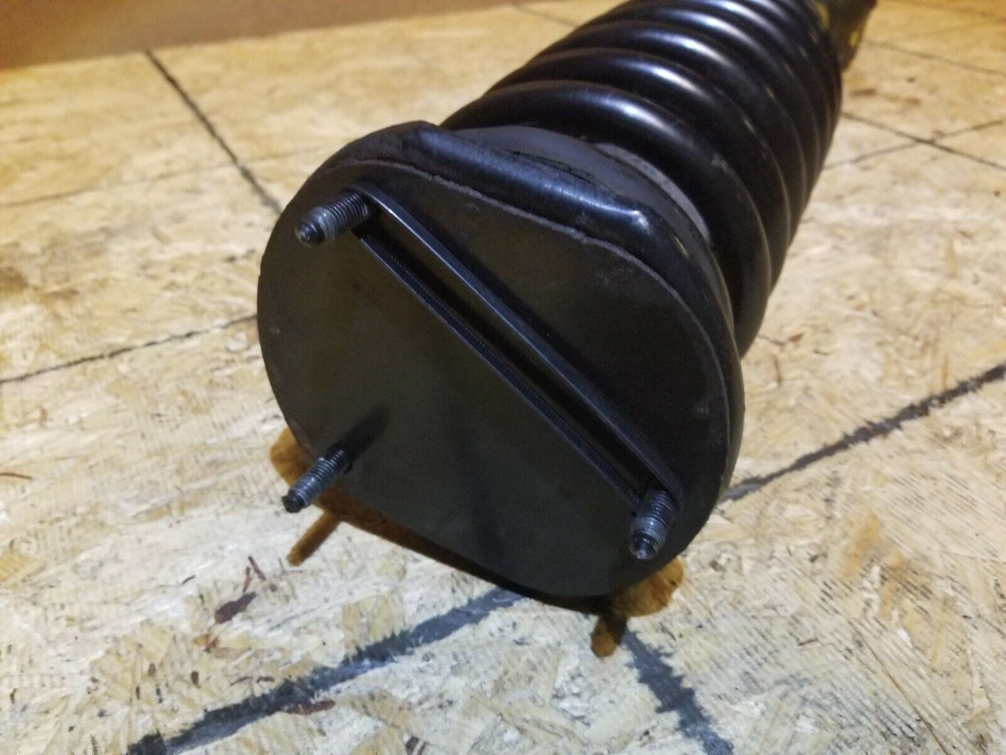 07 08 09 10 Mercedes R350 Front Left Driver Side Shock Strut Absorber OEM