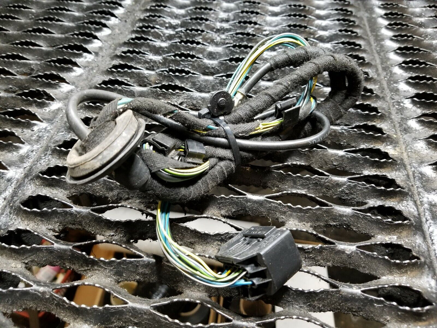 02 03 04 05 BMW 745i Rear Right Passenger Door Wiring Harness OEM