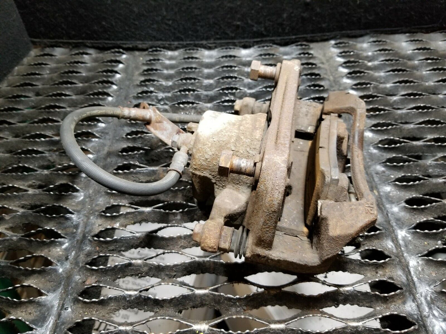 12 13 14 15 16 Hyundai Veloster Front Left Driver Side Brake Caliper OEM