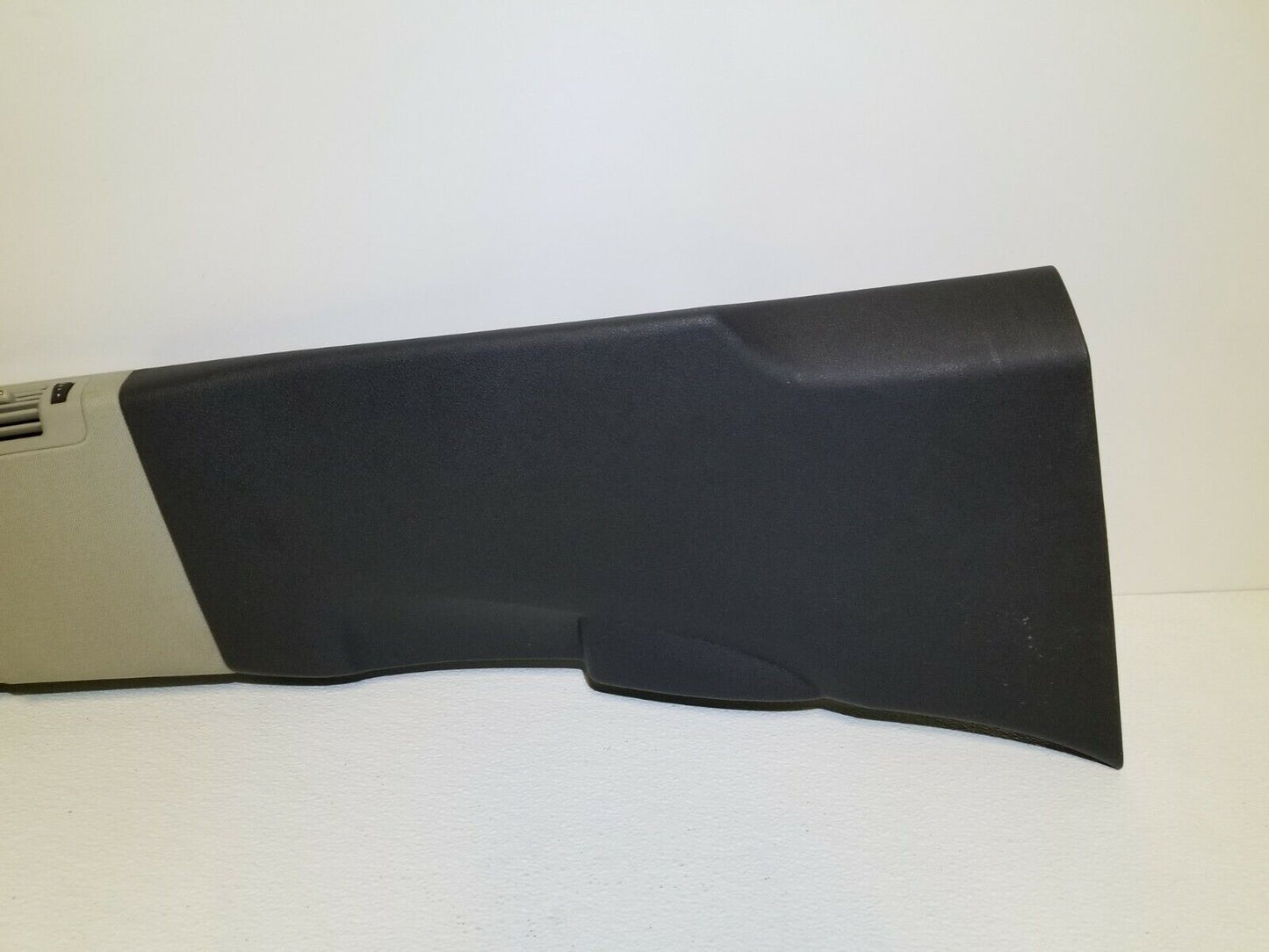11 12 13 14 15  Audi Q7 Center B Pillar Trim Panel Right Pass Side OEM 87k