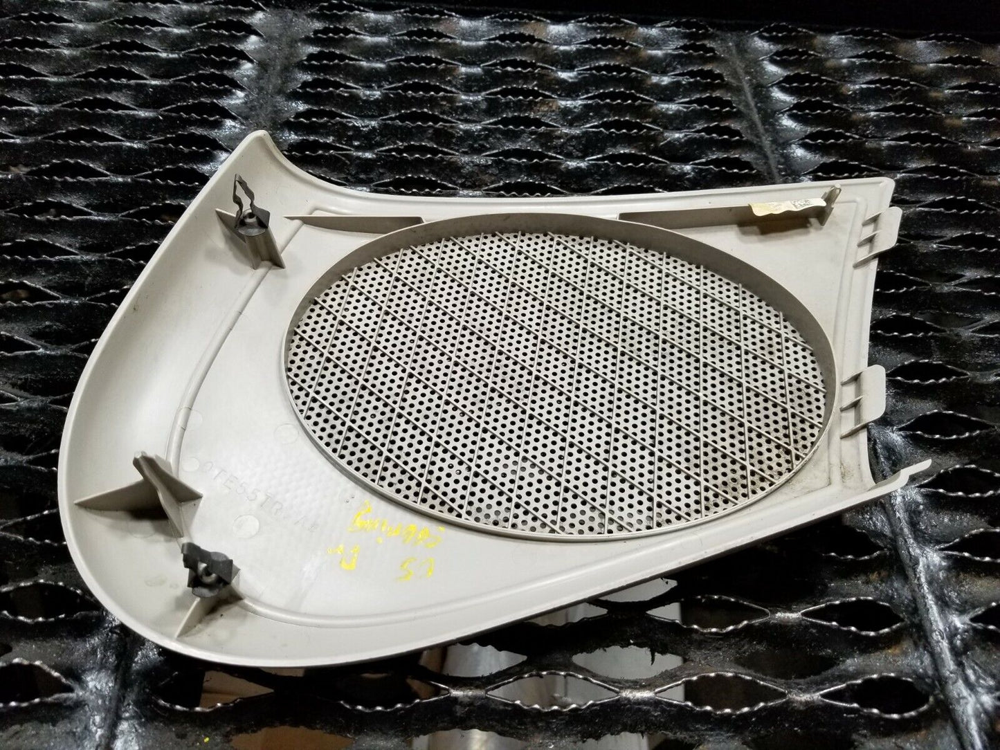 04 05 06 Chrysler Sebring Convertible Front Driver Speaker Grille Cover OEM