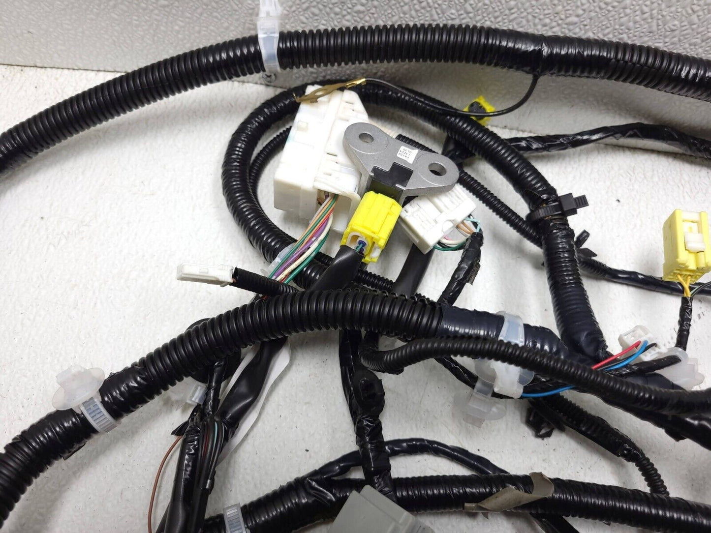 2014 2015 Infiniti Q60 Coupe Interior Body Wire Harness Passenger Side Right OEM