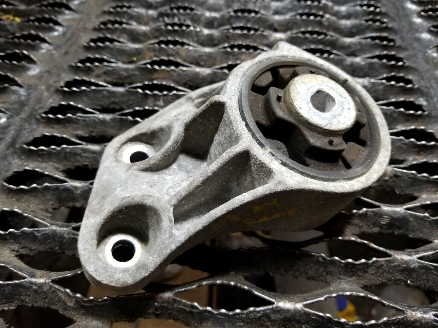 06 07 08 Audi A4 Differential Mount 8e0599125 OEM 85k Miles