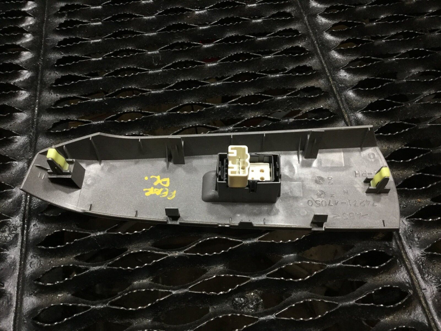 04 05 06 07 08 09 Toyota Prius Rear Left Driver Side Door Window Switch OEM