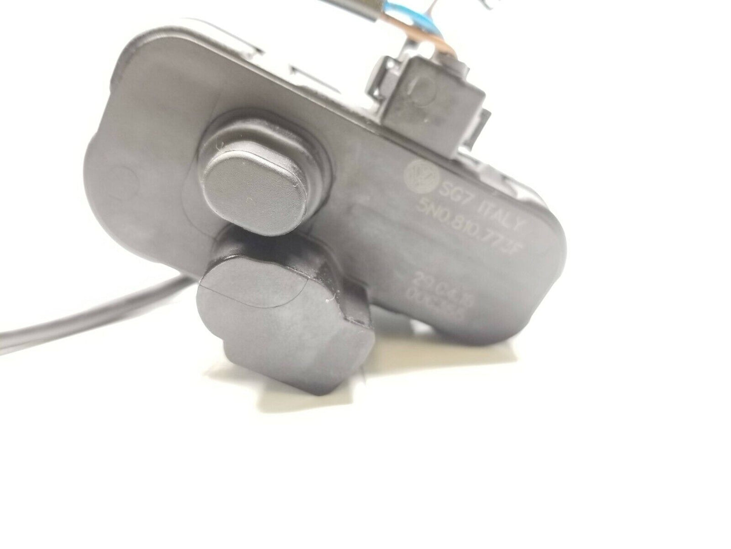 09 11 12 13 14 15 16 17 VW Tiguan Fuel Tank Door Lid Lock Actuator OEM 43k Miles
