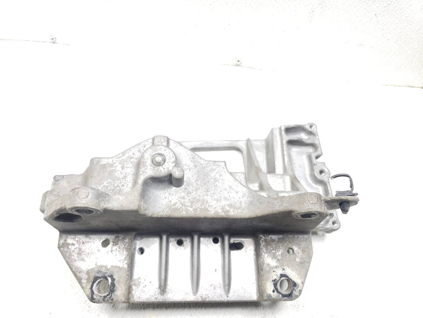 11 12 13 14 Nissan Juke Engine Mount Bracket 1.6l OEM