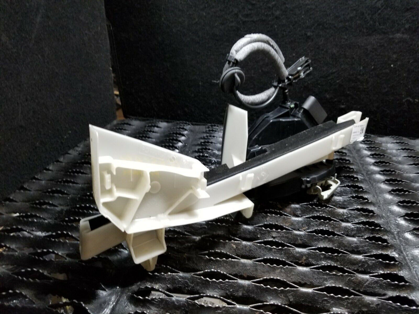 13 14 15 16 Ford Escape Front Right Pass Door Latch Lock Actuator OEM 83k