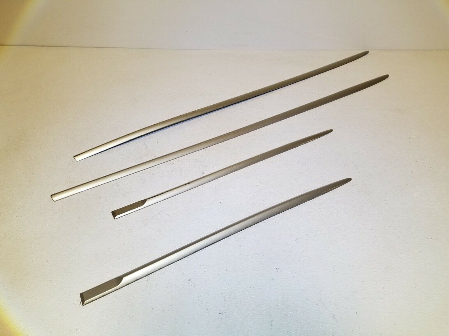 07 08 09 10 Chrysler Sebring Door Molding Front & Rear 4pcs OEM Paint : Pyg