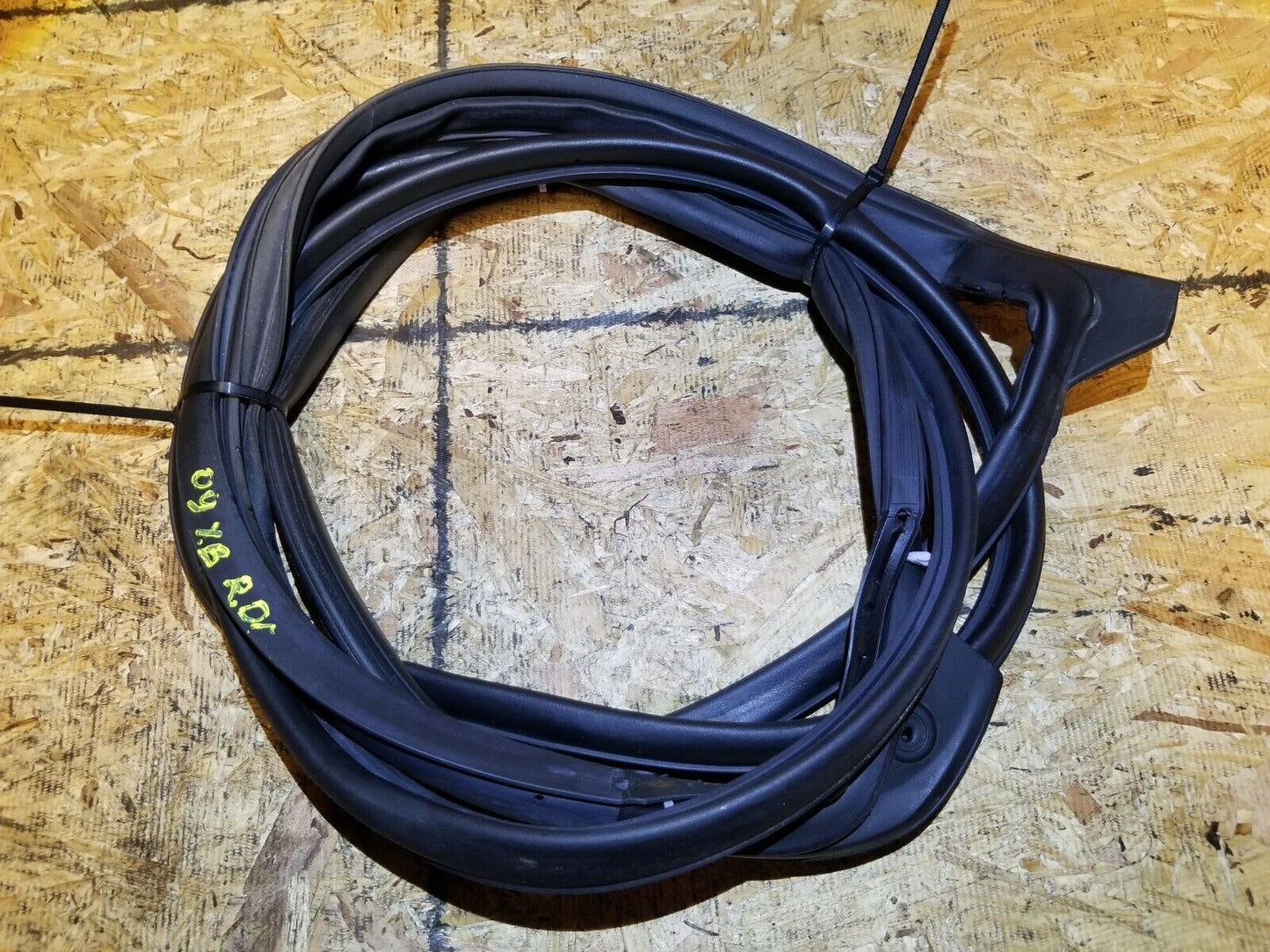 08 09 10 Scion Xb Rear Left Driver Door Weatherstrip Seal OEM