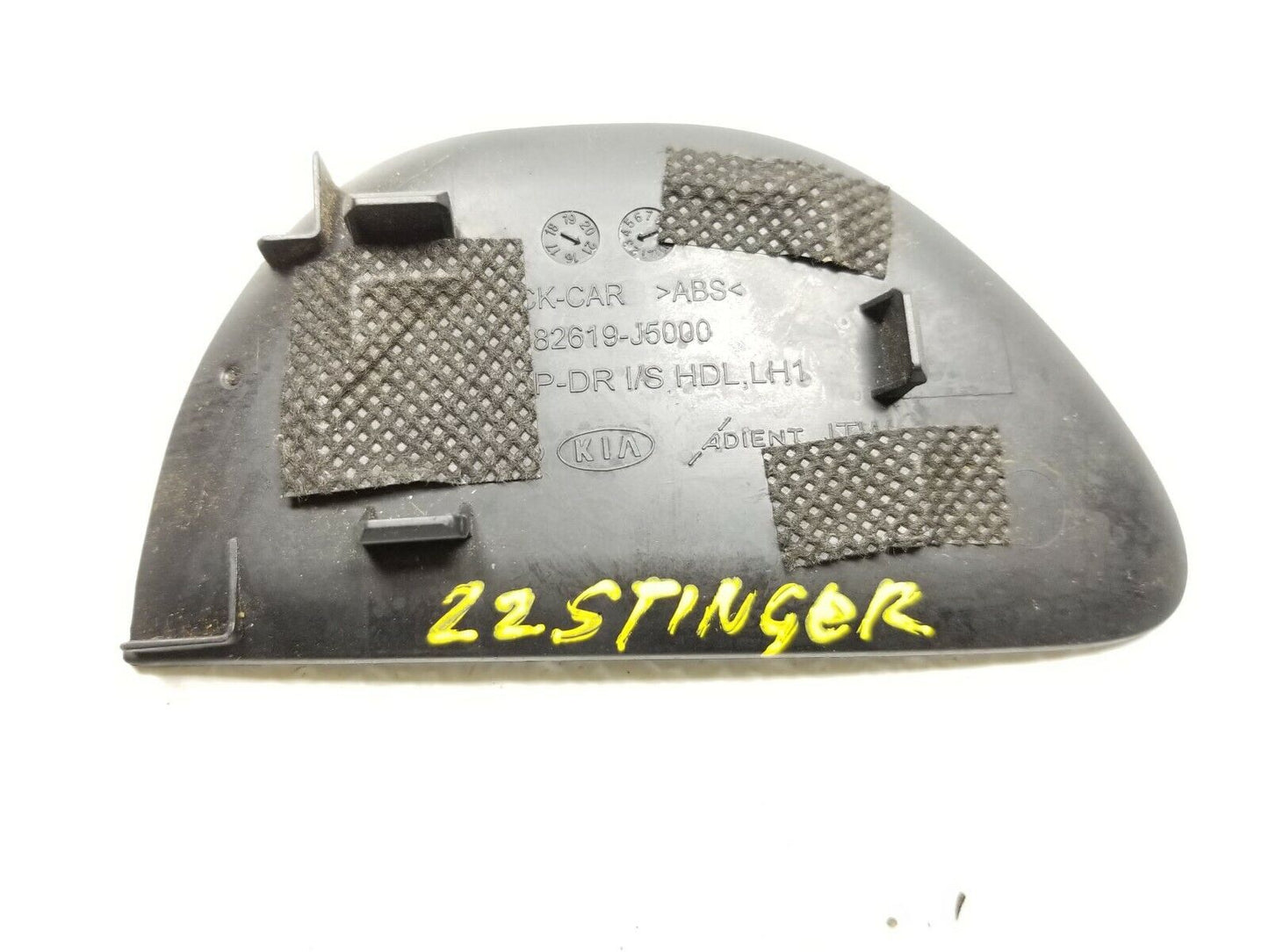 20 21 22 Kia Stinger Front Left Driver Hadle Cover OEM 312 Miles