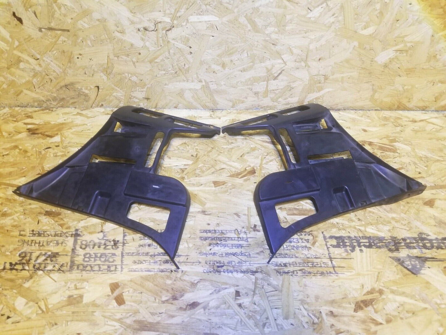 03 05 07 08 09 Mercedes Clk320 Clk350 Clk500 Rear Bumper Frame Bracket /pair OEM