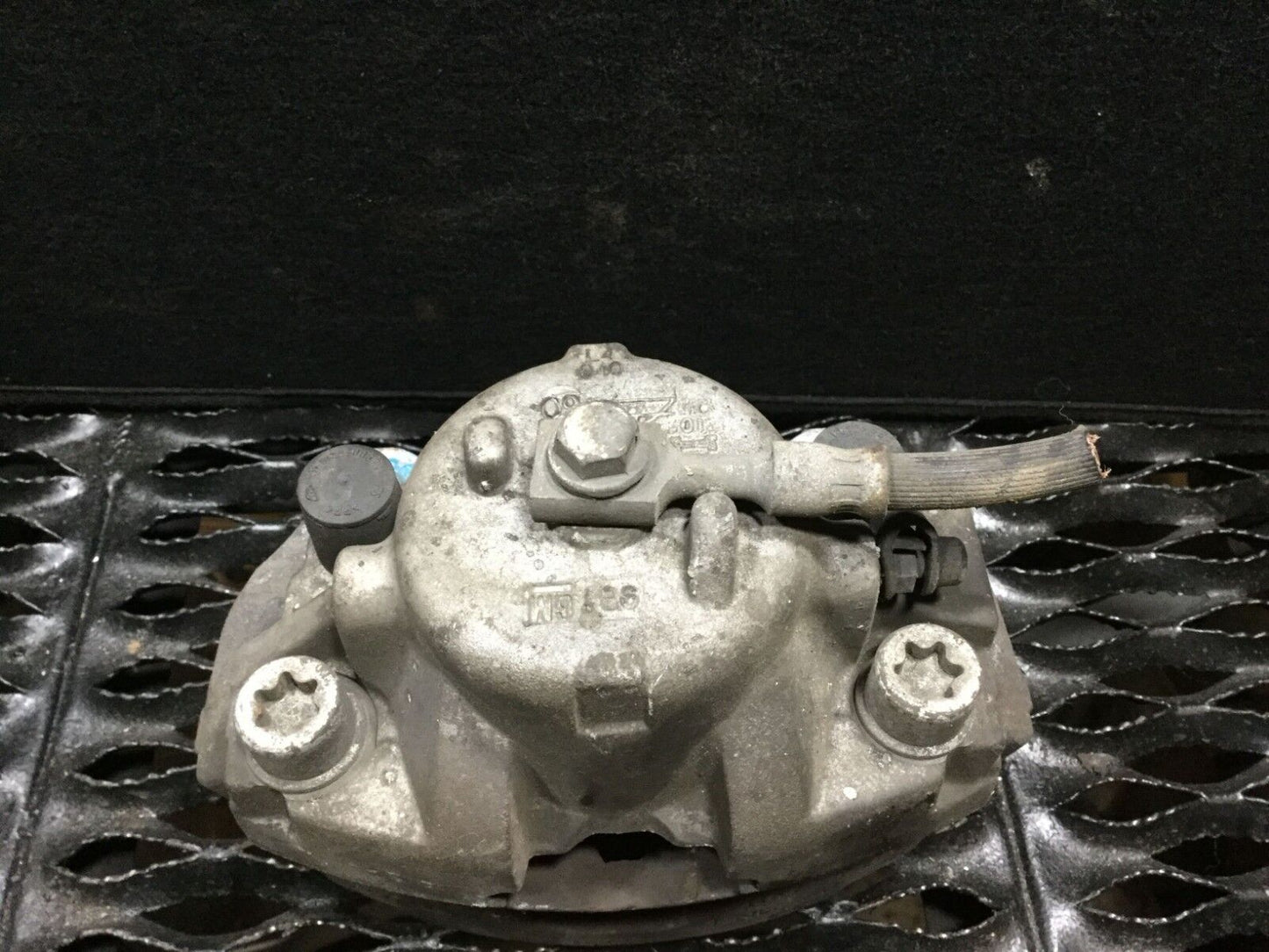 04-11 Saab 9-3 Brake Caliper Aero Front Left Driver OEM 72k Miles