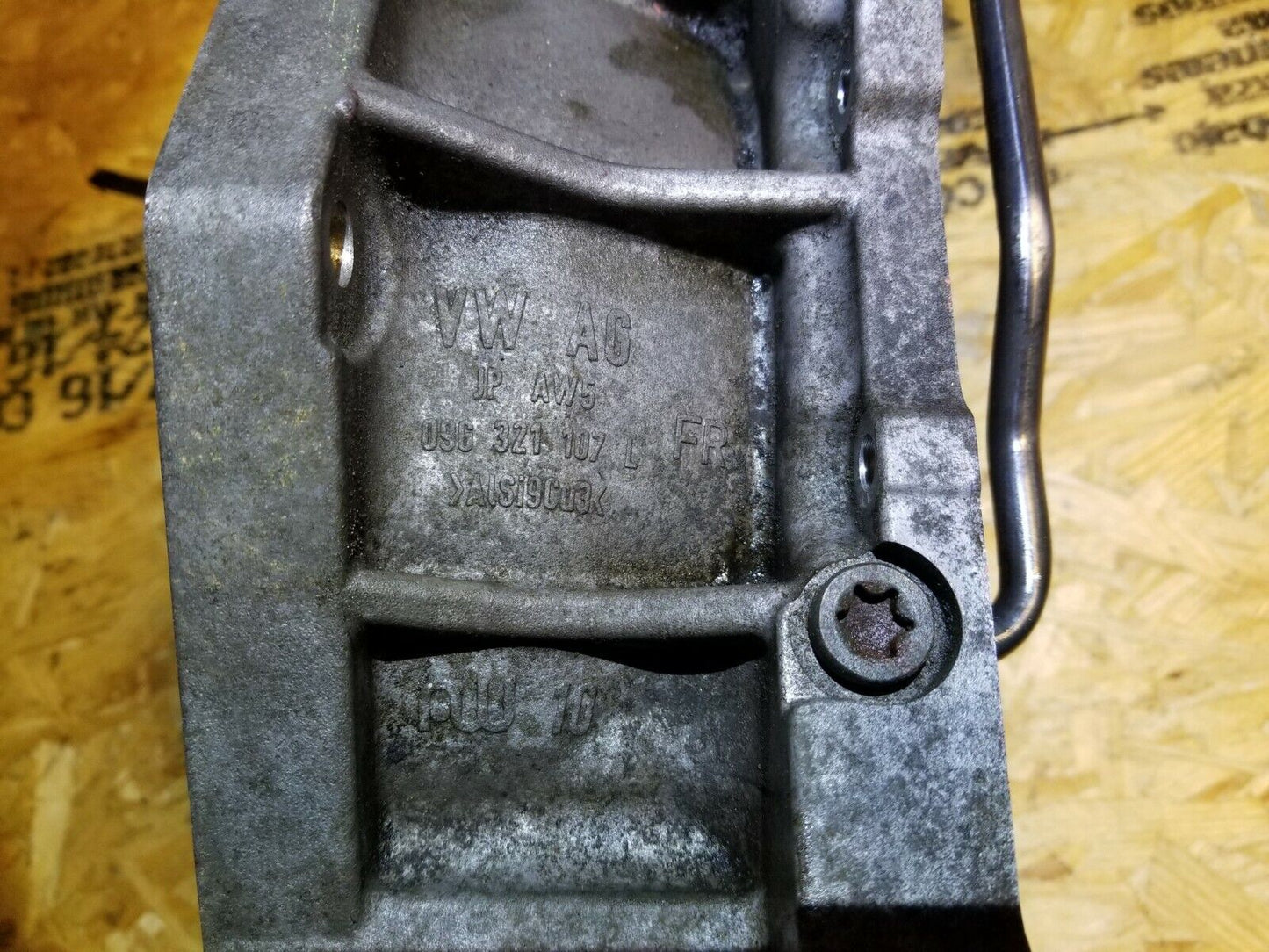11 12 13 14 15 VW Jetta Automatic Transmission Bell Housing OEM