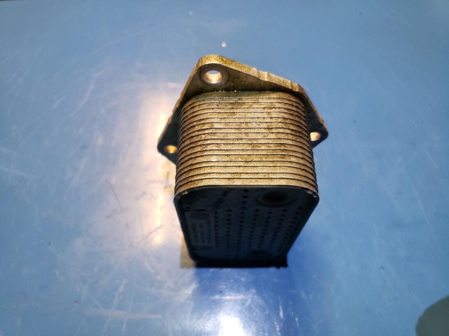 12 13 14 Volkswagen Passat 2.5l Engine Oil Cooler 07k.117.021.c OEM