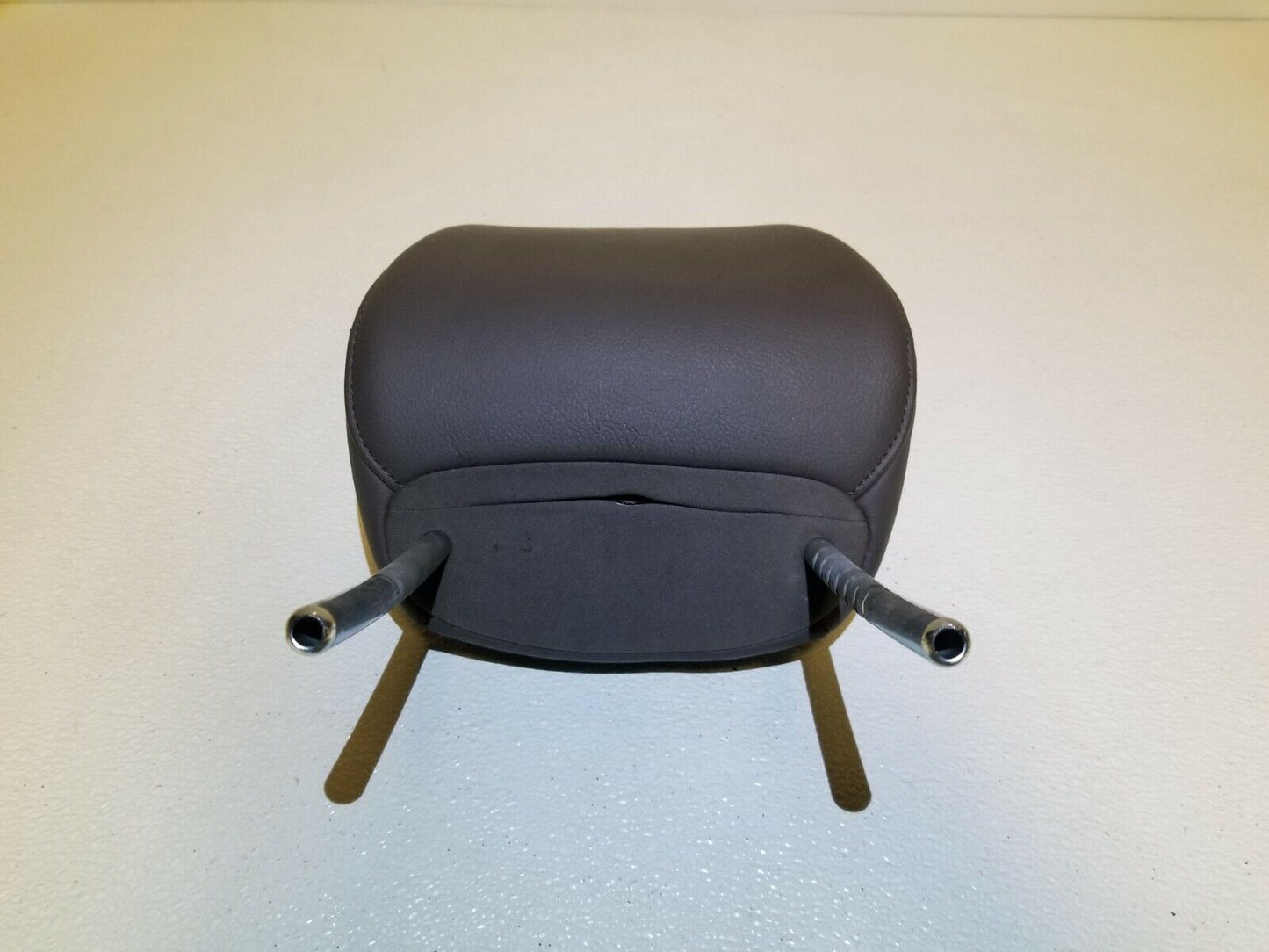11 12 13 Honda Odyssey Front Right Passenger Seat Headrest OEM