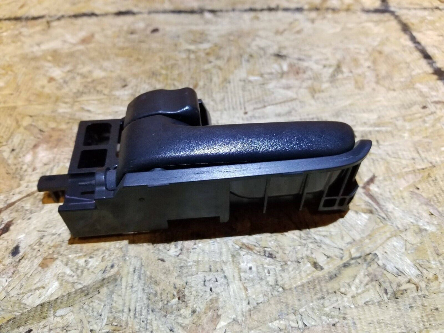 2004 2005 2006 Scion Xa Front Left Driver Interior Door Handle OEM