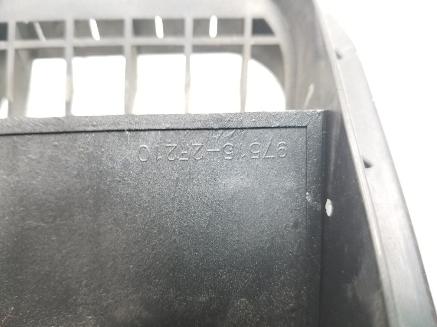 12 13 14 15 Kia Rio Quarter Panel Pressure Vent Pair OEM